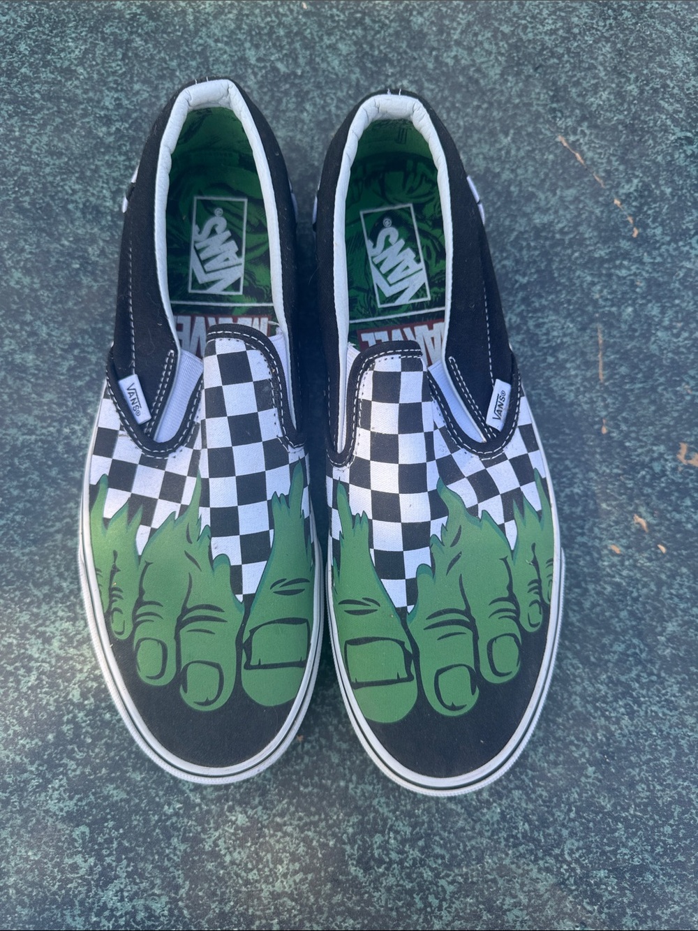 Vans hulk marvel Slip-On Checkerboard with Green Monster Toe